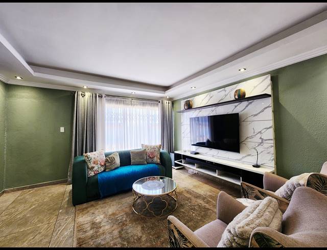 3 BEDROOM HOUSE FOR SALE IN MEYERTON PARK